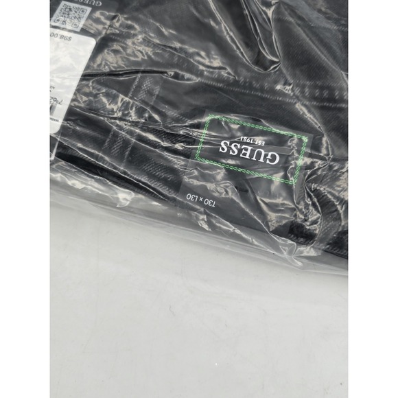 NWT Guess Women's Wide Leg Jean - Color Authentic Black - Size 30x30 - MSRP $98 - Picture 9 of 13